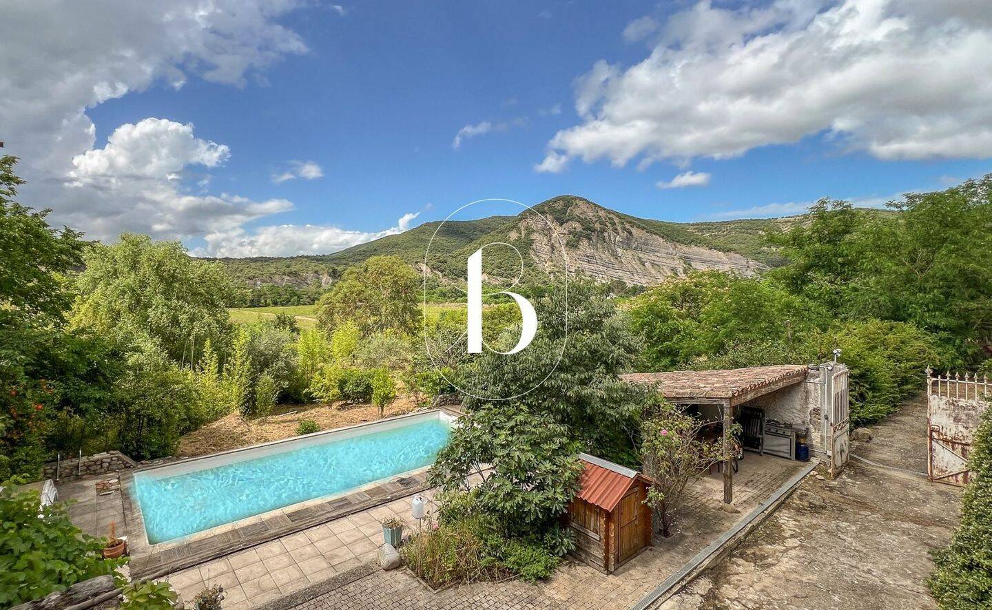 Maison à vendre, 136m², VALLON PONT D'ARC