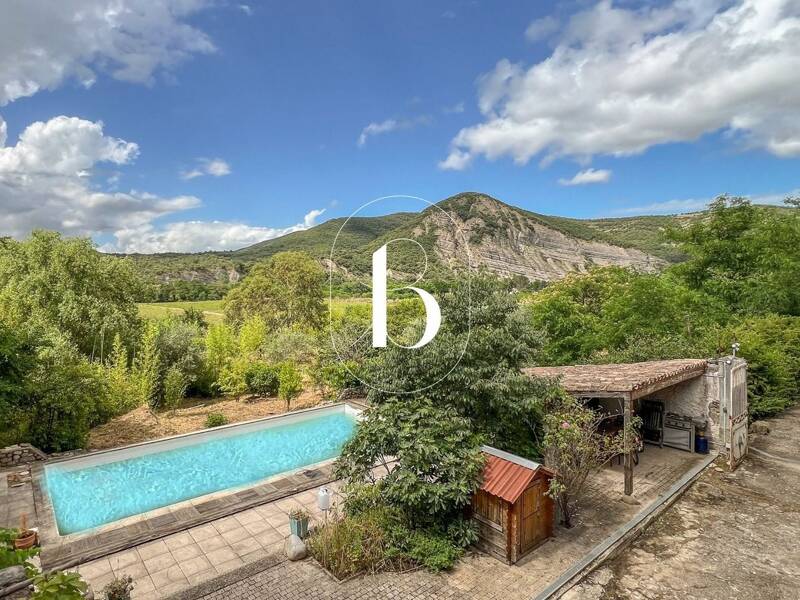 Maison à vendre, 136m², VALLON PONT D'ARC