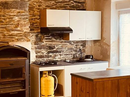 Maison à vendre 84 000 € 3 pièces 1 chambre 72 m² 496 m² de terrain Sizun 29450