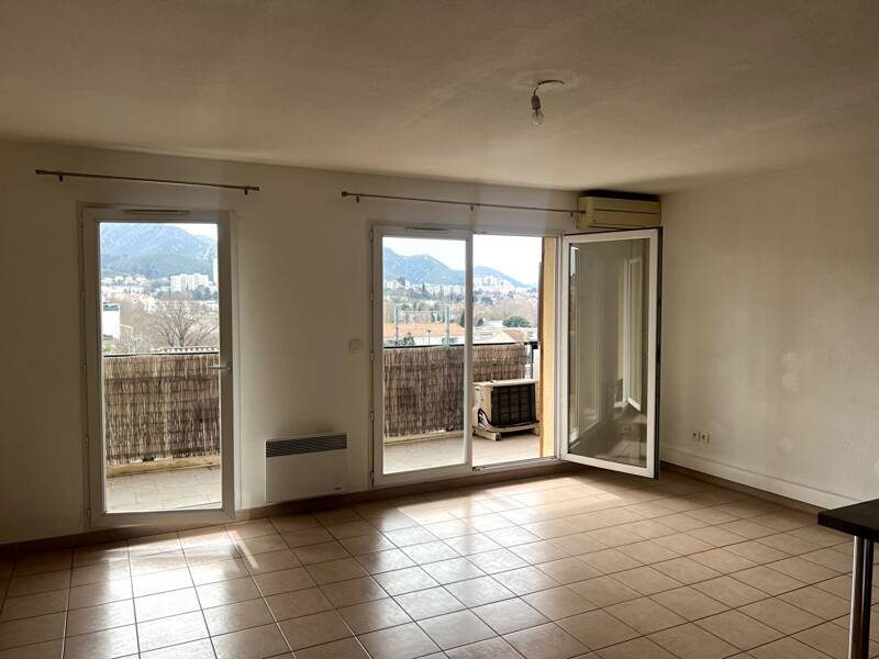 Maison à louer, 64m², MARSEILLE 11E