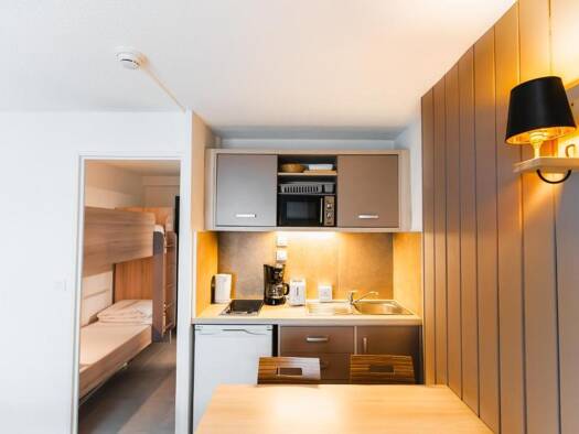 Studio à vendre 75 000 € 1 pièce 21,9 m² Étage 1/5 Cauterets 65110