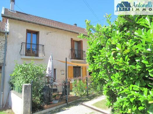 Maison à vendre 225 000 € 3 pièces 2 chambres 95 m² 172 m² de terrain Trept 38460