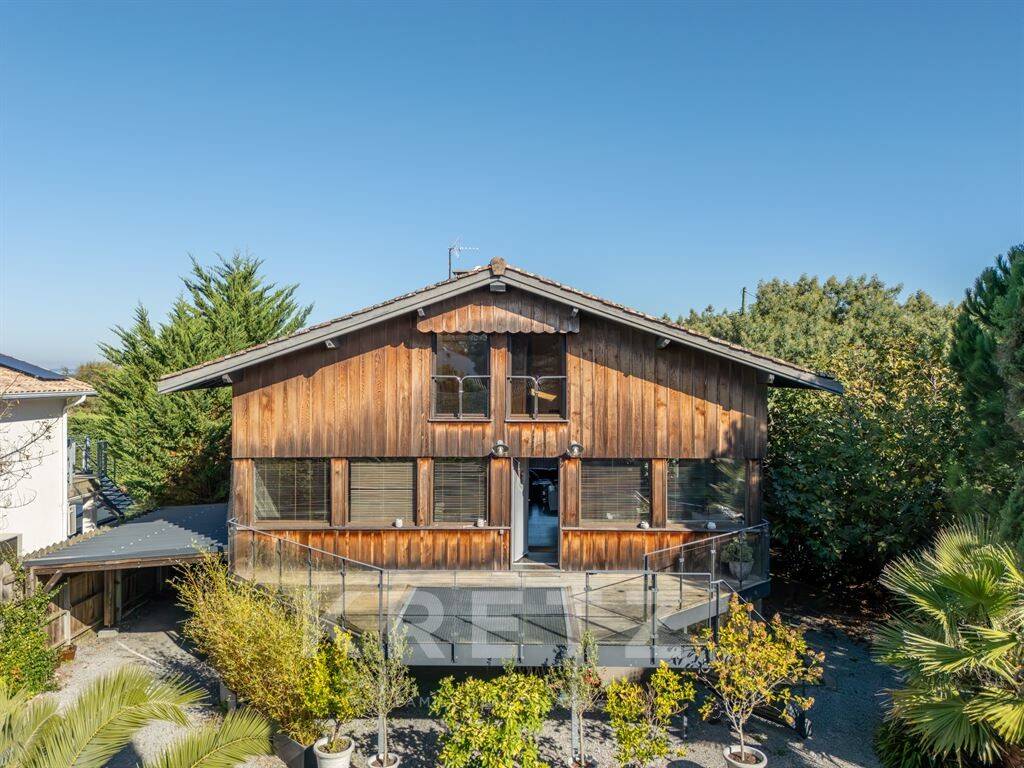 Maison à vendre, 239m², GUJAN MESTRAS