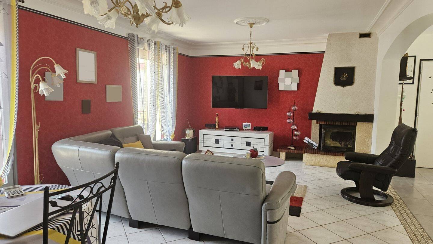 Maison à vendre, 118m², SAINT JULIEN DES LANDES