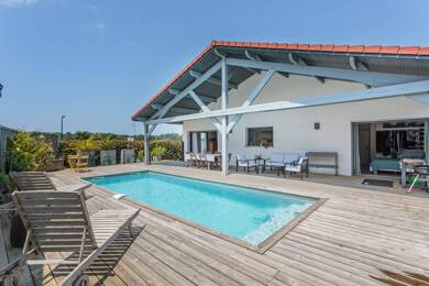 Maison à vendre 868 400 € 7 pièces 5 chambres 170 m² 741 m² de terrain Bassussarry 64200