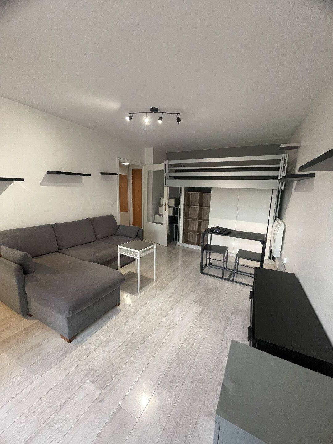 Maison à louer, 28m², OZOIR LA FERRIERE