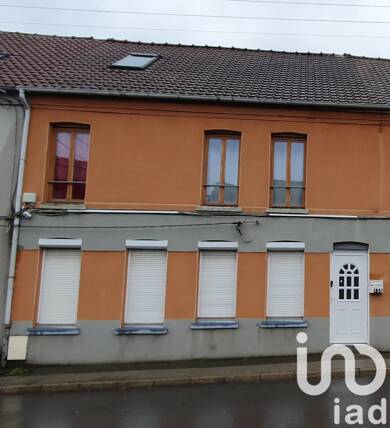 Maison de ville à vendre 80 000 € 5 pièces 4 chambres 118 m² 127 m² de terrain Centre Lillers 62190