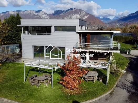 Bureaux à vendre 1 420 000 € 424 m² de bureaux divisible jusqu'à 1 m² Sevrier 74320
