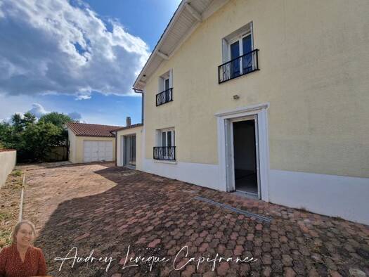 Maison à vendre 120 000 € 4 pièces 2 chambres 85 m² 246 m² de terrain Bernay-Saint-Martin 17330