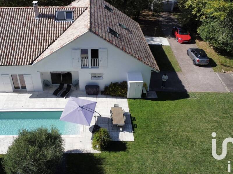 Maison à vendre, 225m², FARGUES SAINT HILAIRE