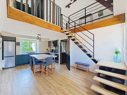 Maison à vendre 260 000 € 6 pièces 4 chambres 130 m² 1 406 m² de terrain Les Hauts-d'Anjou 49330