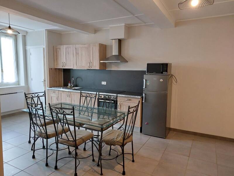 Maison à louer, 81m², LEYMENT