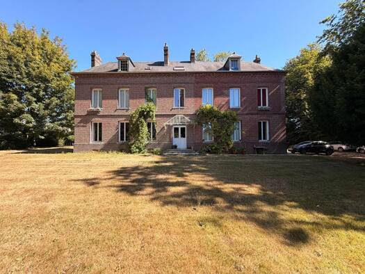 Maison à vendre 555 000 € 10 pièces 6 chambres 305 m² 3 276 m² de terrain Residentiel Yvetot 76190