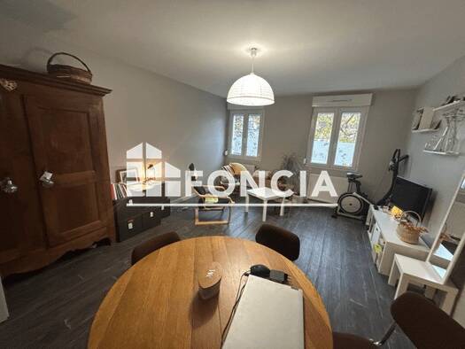 Appartement à louer 640 € 2 pièces 1 chambre 54 m² Étage 1/4 Vienne 38200