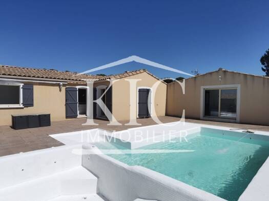 Maison de plain-pied à vendre 273 000 € 5 pièces 4 chambres 149 m² 985 m² de terrain Malves-en-Minervois 11600