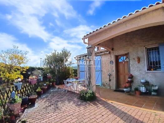 Maison en viager occupé Bouquet 195 000 € 4 pièces 3 chambres 102 m² 604 m² de terrain Noyau Villageois-Zone Urbaine Velaux 13880