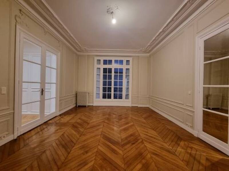 Maison à louer, 109m², PARIS 17E