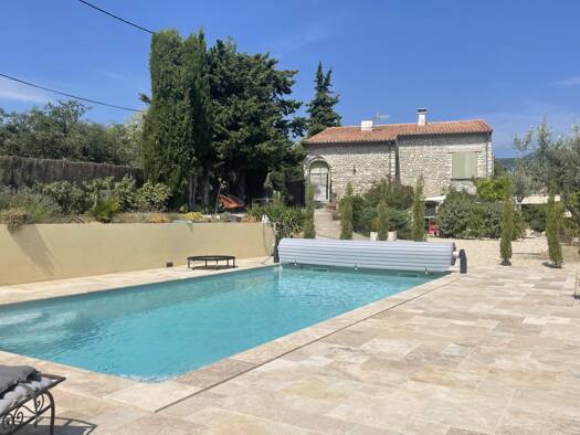 Maison à louer 1 400 € 5 pièces 3 chambres 100 m² 1 634 m² de terrain Saint-Pantaléon-les-Vignes 26770