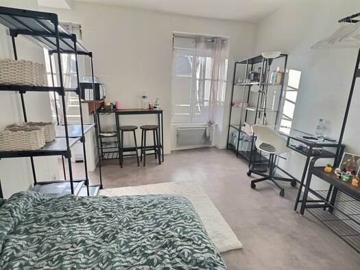 Appartement à vendre 112 350 € 1 pièce 17,63 m² Étage 2/3 Centre Angers 49000