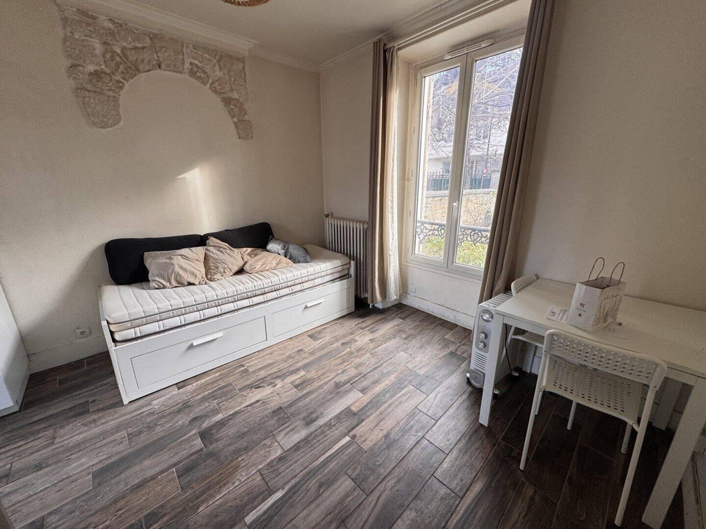 Maison à louer, 17m², NANTERRE