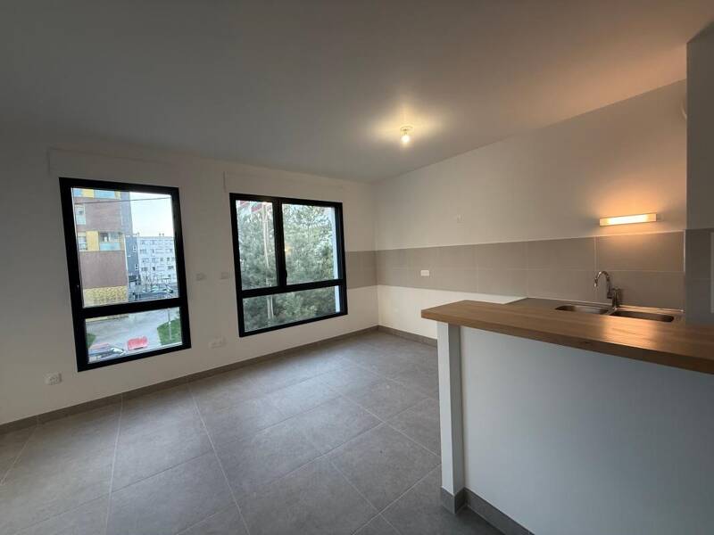Maison à louer, 78m², BAGNOLET
