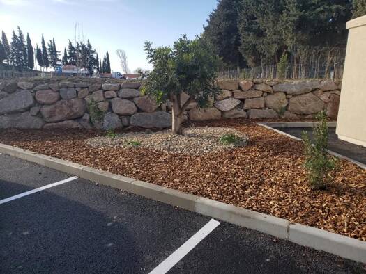 Terrain constructible à vendre 80 000 € 343 m² de terrain Poilhes 34310