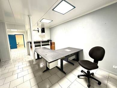 Espace bureau à louer 3 500 € 458 m² de bureaux Ruvigny 10410