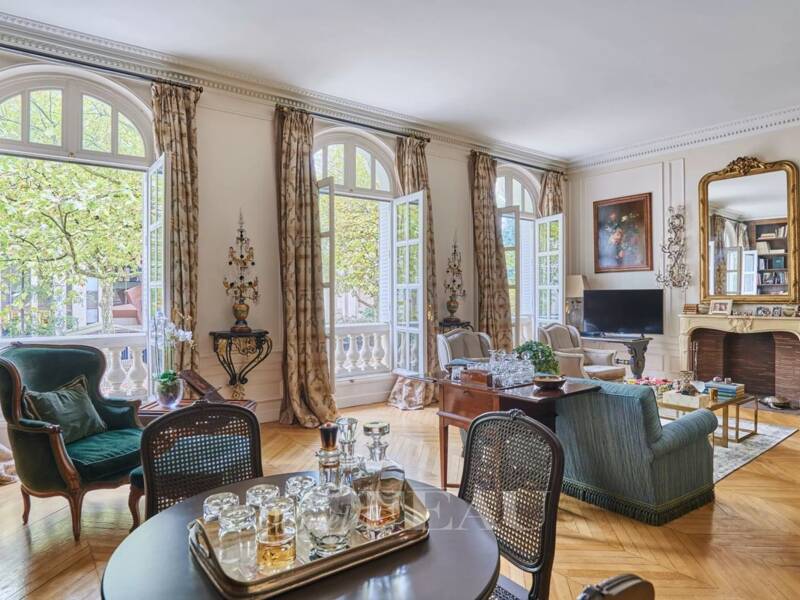 Maison à louer, 192m², PARIS 16E