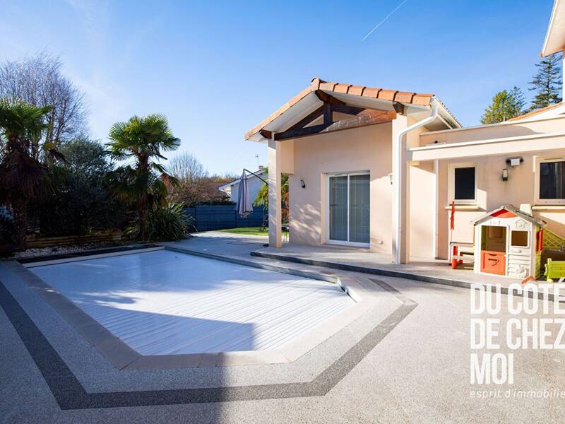 Maison à vendre, 214m², MEXIMIEUX