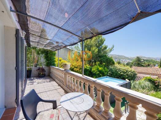 Maison à vendre 690 000 € 5 pièces 4 chambres 145 m² 1 000 m² de terrain Les Caillols Marseille 12ème arrondissement 13012