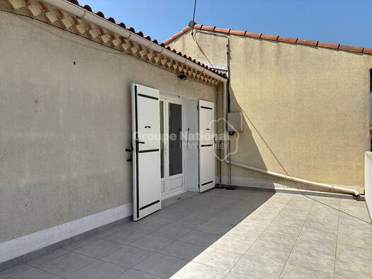 Appartement à louer 755 € 2 pièces 1 chambre 48 m² 1er étage Langevin-Bealet Berre-l'Étang 13130