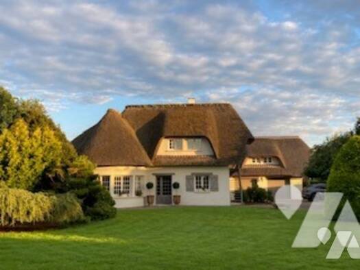 Maison à vendre 365 000 € 7 pièces 4 chambres 152 m² 6 300 m² de terrain Yerville 76760