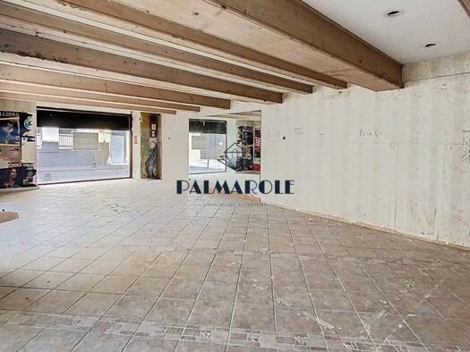 Boutique à louer 1 190 € 115 m² de surface de vente Centre Ville Perpignan 66000