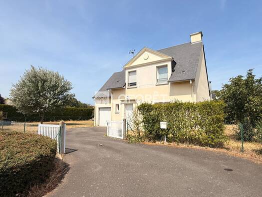 Maison à vendre 274 900 € 5 pièces 4 chambres 100,5 m² 671 m² de terrain Émiéville 14630