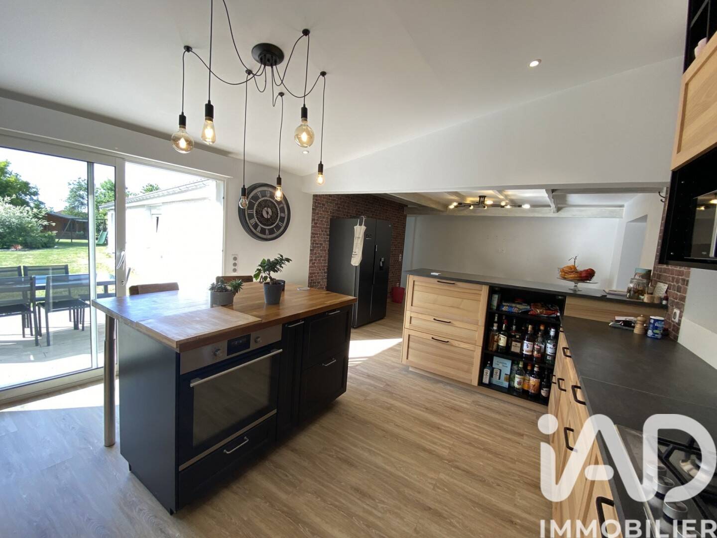 Maison à vendre, 205m², MEZIERES EN SANTERRE
