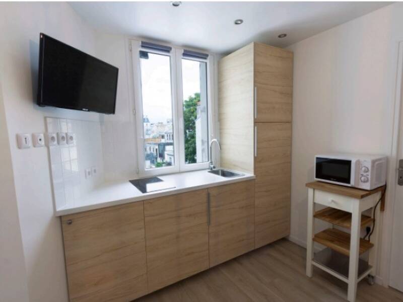 Maison à louer, 17m², PARIS 18E