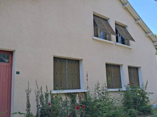 Maison à vendre 118 000 € 4 pièces 3 chambres 114 m² 1 800 m² de terrain Val-d'Oire-et-Gartempe 87320