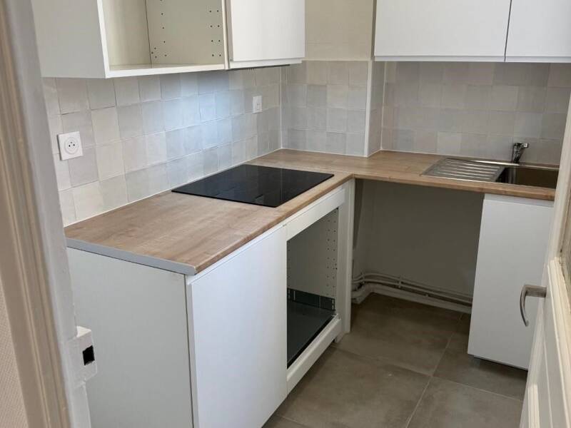 Maison à louer, 54m², MARSEILLE 4E