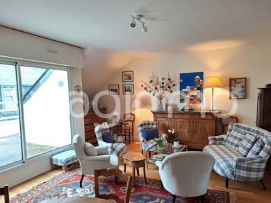 Appartement en viager occupé Bouquet 115 800 € 3 pièces 2 chambres 80 m² Dernier étage, Étage 4/4 Canclaux - Mellinet Nantes 44100
