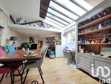 Maison de plain-pied à vendre 349 000 € 6 pièces 4 chambres 162 m² 465 m² de terrain Est Surgères 17700