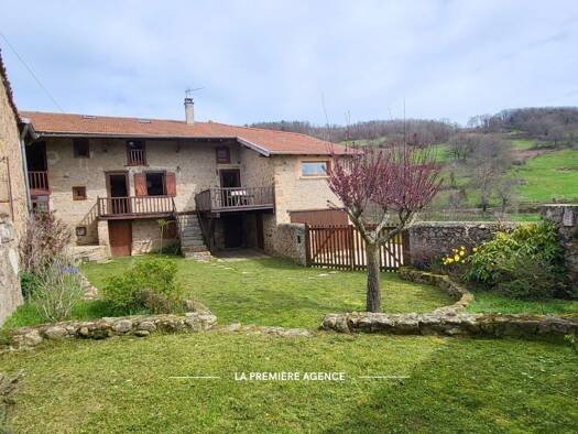 Maison à vendre 230 000 € 7 pièces 4 chambres 150 m² 605 m² de terrain Villechenève 69770