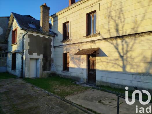Maison à vendre 136 000 € 7 pièces 4 chambres 161 m² 707 m² de terrain Chinon 37500
