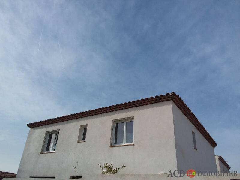 Maison à louer, 44m², LA FARE LES OLIVIERS