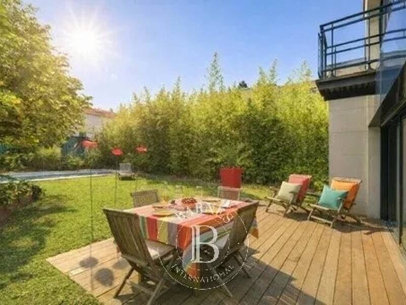 Maison à vendre, 227m², SURESNES