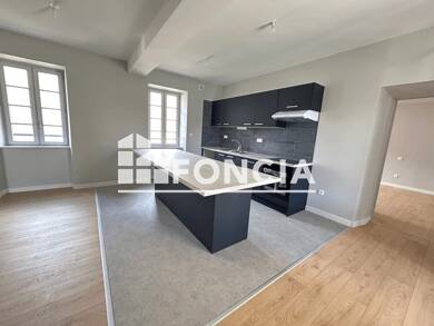 Appartement à louer 980 € 4 pièces 3 chambres 100,5 m² 1er étage Gazel-Rey Castres 81100
