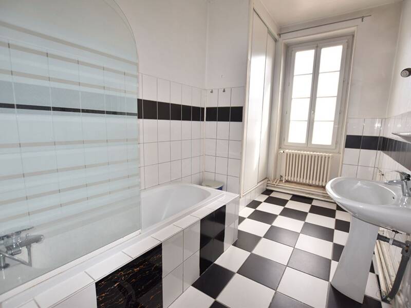 Maison à vendre, 104m², LAPALISSE