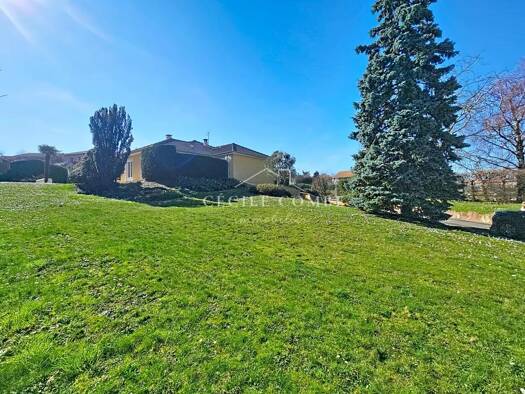 Villa à vendre 580 000 € 5 pièces 4 chambres 129 m² 1 590 m² de terrain Saint-Laurent-de-Mure 69720