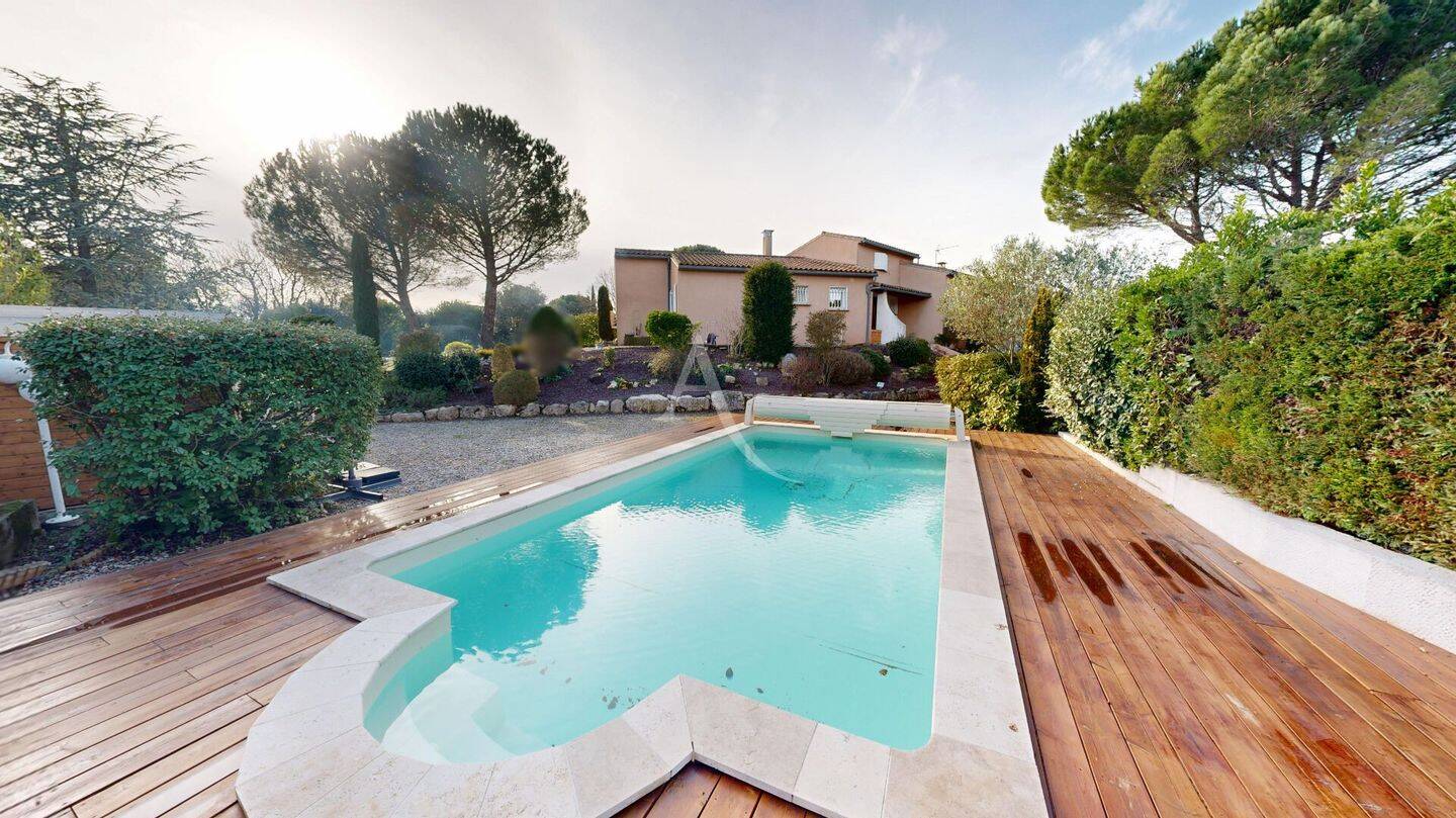 Maison à vendre, 175m², VILLEMOUSTAUSSOU
