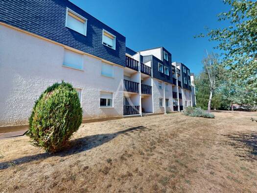 Appartement à vendre 120 750 € 3 pièces 2 chambres 68,03 m² RDC/2 Navarre Évreux 27000