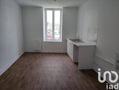Appartement à louer 432 € 3 pièces 2 chambres 73 m² Étage 1/2 Plonévez-du-Faou 29530